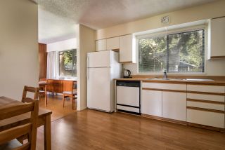 Photo 2: 3689 KENNEDY Street in Port Coquitlam: Glenwood PQ House for sale : MLS®# R2260406