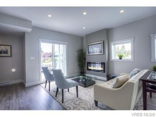 Photo 4: 117 2737 Jacklin Rd in VICTORIA: La Langford Proper Row/Townhouse for sale (Langford)  : MLS®# 738150