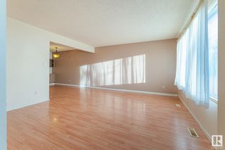 Photo 3: 10442 152 Street in Edmonton: Zone 21 House Half Duplex for sale : MLS®# E4341611