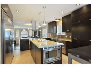 Photo 1: 543 E 17TH AV in Vancouver: Fraser VE House for sale (Vancouver East)  : MLS®# V868348