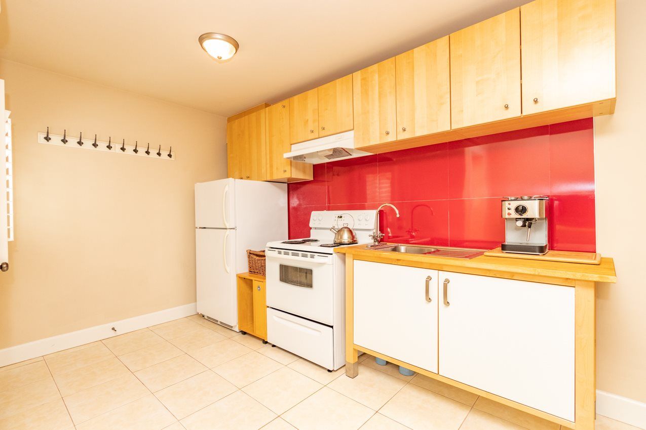 Photo 26: Photos: 1532 BEWICKE Avenue in North Vancouver: Central Lonsdale 1/2 Duplex for sale : MLS®# R2560346