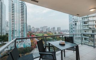 Photo 16: 1203 1515 HOMER Mews in Vancouver: Yaletown Condo for sale in "KING'S LANDING" (Vancouver West)  : MLS®# R2763272