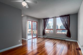 Photo 2: 708 811 HELMCKEN Street in Vancouver: Downtown VW Condo for sale in "IMPERIAL TOWER" (Vancouver West)  : MLS®# R2011979