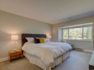 Photo 15: 1752 Lands End Rd in North Saanich: NS Lands End House for sale : MLS®# 916762