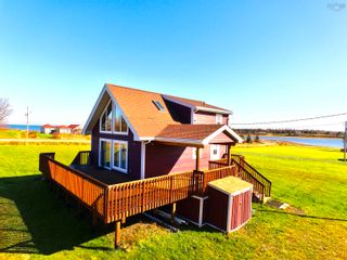 Photo 1: 618 Caribou Island Road in Caribou Island: 108-Rural Pictou County Residential for sale (Northern Region)  : MLS®# 202224809