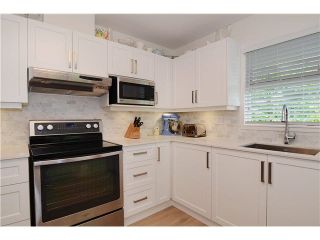 Photo 2: 301 788 W 14TH Avenue in Vancouver: Fairview VW Condo for sale in "OAKWOOD WEST" (Vancouver West)  : MLS®# V1079669