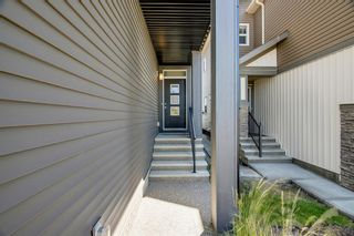 Photo 2: 329 Walgrove Terrace SE in Calgary: Walden Detached for sale : MLS®# A1045939