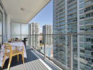 Photo 11: 2009 988 QUAYSIDE Drive in New Westminster: Quay Condo for sale in "Riversky 2" : MLS®# R2877667