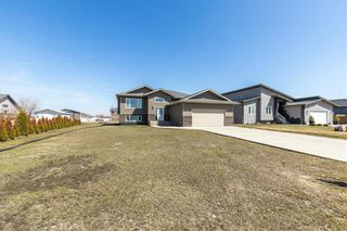 Photo 22: 91 Carleton Drive in Steinbach: Clearspring Greens Residential for sale (R16)  : MLS®# 202209653