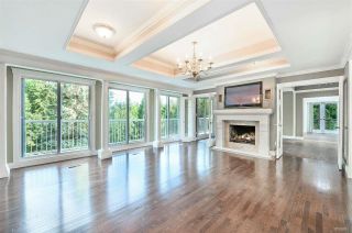 Photo 3: 4621 WOODBURN Place in West Vancouver: Cypress Park Estates House for sale : MLS®# R2670351