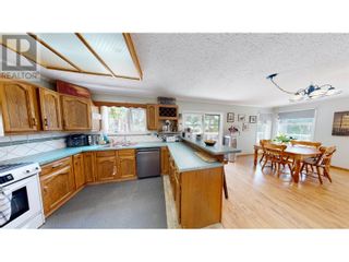 Photo 17: 5902 EASTWOOD ROAD in 100 Mile House: House for sale : MLS®# R2837820