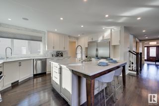 Photo 3: 11313 127 Street in Edmonton: Zone 07 House for sale : MLS®# E4377246
