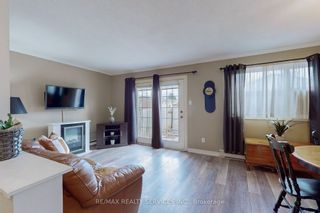 Photo 4: 9 Greenhills Square in Brampton: Northgate House (2-Storey) for sale : MLS®# W8211772