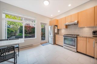 Photo 8: 325 W 59TH Avenue in Vancouver: South Cambie Townhouse for sale in "Langara Green" (Vancouver West)  : MLS®# R2879670