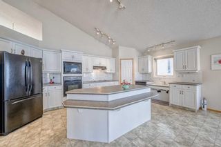 Photo 13: 128 Coral Shores Cape NE in Calgary: Coral Springs Detached for sale : MLS®# A2115987