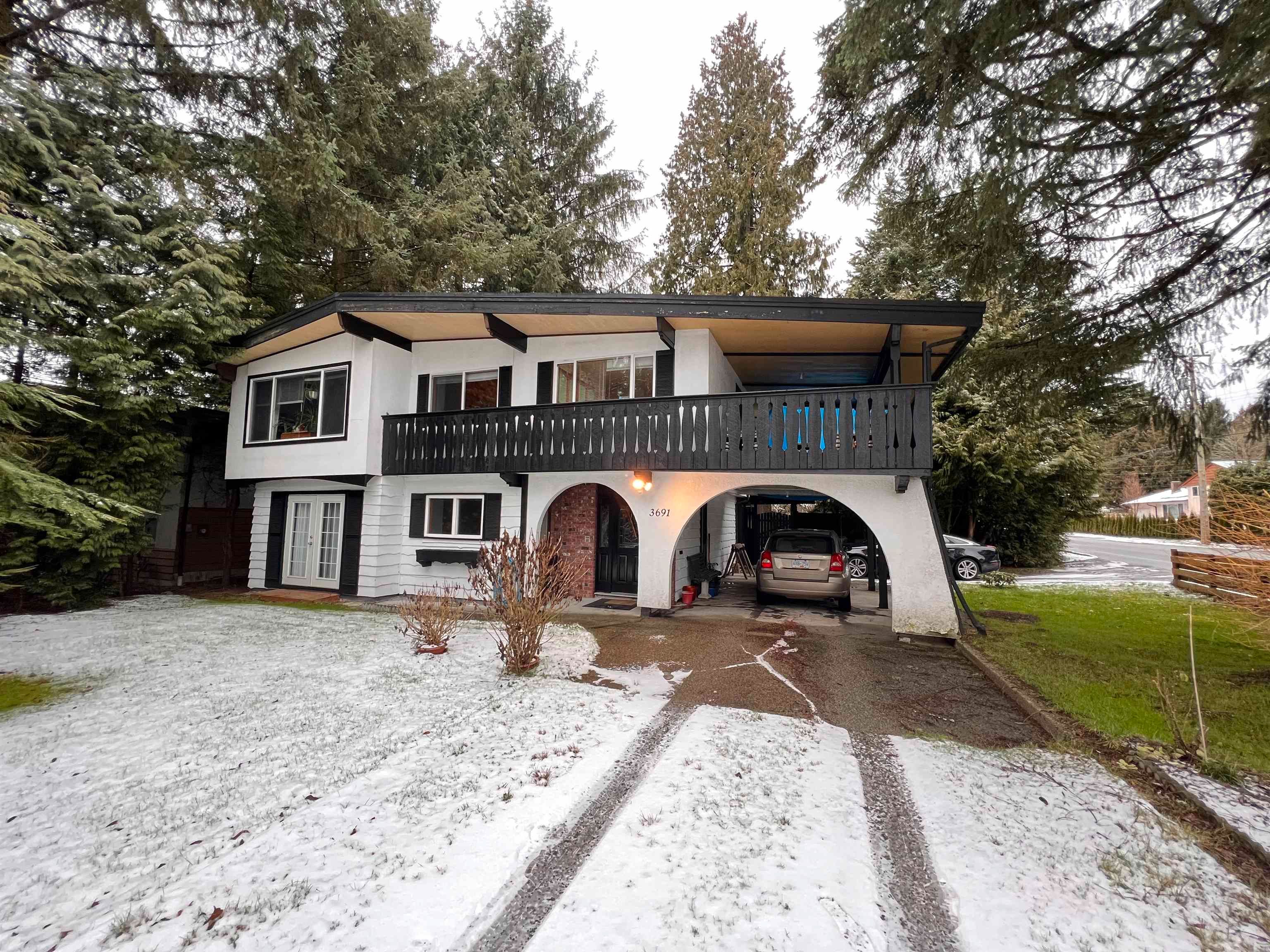 Main Photo: 3691 COAST MERIDIAN ROAD in Port Coquitlam: Oxford Heights House for sale : MLS®# R2750260