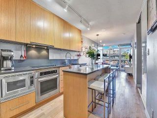 Photo 2: 369 250 E 6TH Avenue in Vancouver: Mount Pleasant VE Condo for sale in "District" (Vancouver East)  : MLS®# R2578210