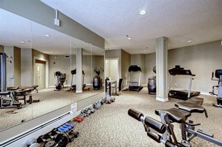 Photo 15: 306 26 Val Gardena View SW in Calgary: Springbank Hill Apartment for sale : MLS®# A1256202
