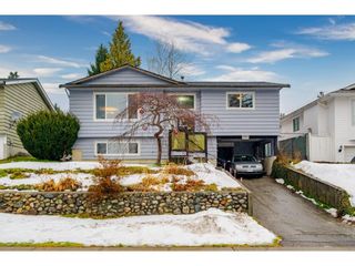 Photo 1: 32773 BADGER Avenue in Mission: Mission BC House for sale : MLS®# R2643001