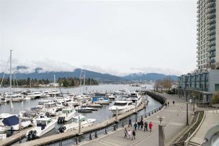 Photo 18: 701 555 JERVIS Street in Vancouver: Coal Harbour Condo for sale in "HARBOURSIDE PARK" (Vancouver West)  : MLS®# R2255524