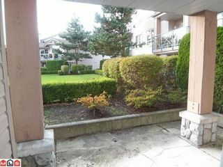 Photo 6: 122 22150 48TH Avenue in Langley: Murrayville Condo for sale in "EAGLECREST" : MLS®# F1126874