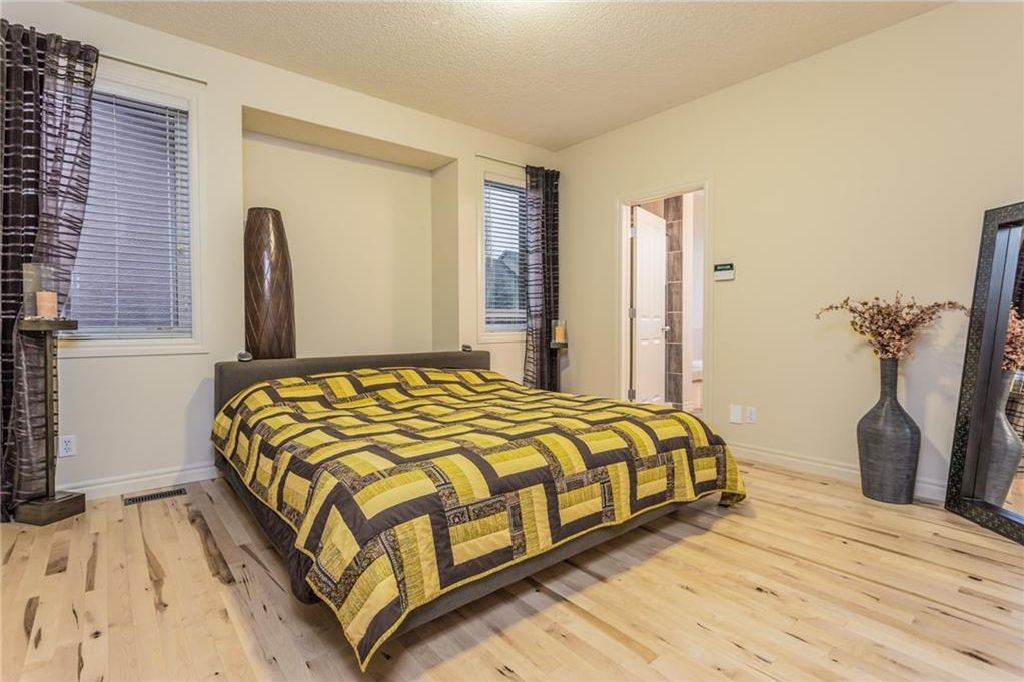 Photo 8: Photos: 256 EVERGREEN Plaza SW in Calgary: Evergreen House for sale : MLS®# C4144042