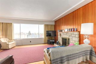 Photo 4: 4550 REID Street in Vancouver: Collingwood VE House for sale (Vancouver East)  : MLS®# R2143983