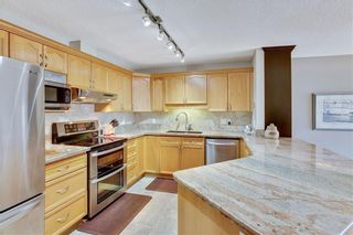 Photo 2: 1216 SIENNA PARK Green SW in Calgary: Signal Hill Apartment for sale : MLS®# C4237628