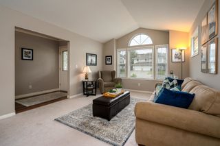 Photo 6: 34962 MILLAR Crescent in Abbotsford: Abbotsford East House for sale : MLS®# R2705399