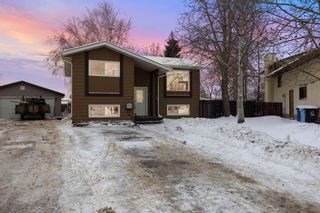 Photo 1: 126 Maclaren Bay: Fort McMurray Detached for sale : MLS®# A2018633