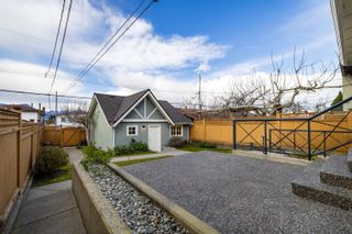 Photo 30: 2971 E 4TH Avenue in Vancouver: Renfrew VE House for sale (Vancouver East)  : MLS®# R2677880