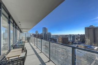 Photo 2: 1502 1010 6 Street SW in Calgary: Beltline Apartment for sale : MLS®# A1054392
