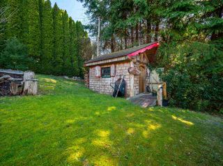 Photo 16: 308 HARRY Road in Gibsons: Gibsons & Area House for sale (Sunshine Coast)  : MLS®# R2442500