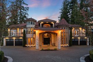 Photo 1: 13956 56 Avenue in Surrey: Panorama Ridge House for sale : MLS®# R2771288