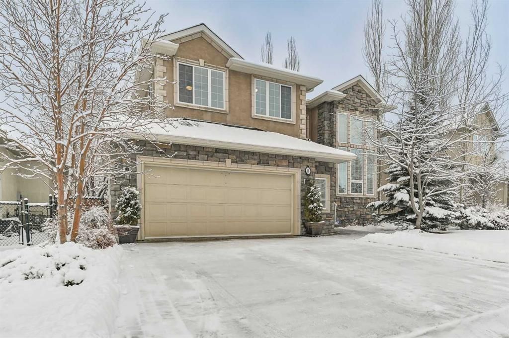 Main Photo: 8 Discovery Ridge Cove SW in Calgary: Discovery Ridge Detached for sale : MLS®# A2097228