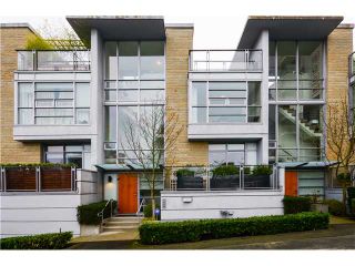 Photo 1: 1578 W 8TH Avenue in Vancouver: Fairview VW Townhouse for sale in "PINTURA" (Vancouver West)  : MLS®# V1044231
