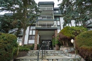 Photo 1: 107 371 ELLESMERE Avenue in Burnaby: Capitol Hill BN Condo for sale in "WESTCLIFF ARMS" (Burnaby North)  : MLS®# R2196946