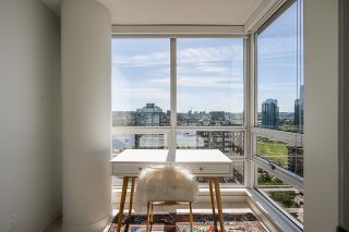 Photo 17: 2301 1201 MARINASIDE Crescent in Vancouver: Yaletown Condo for sale (Vancouver West)  : MLS®# R2815801