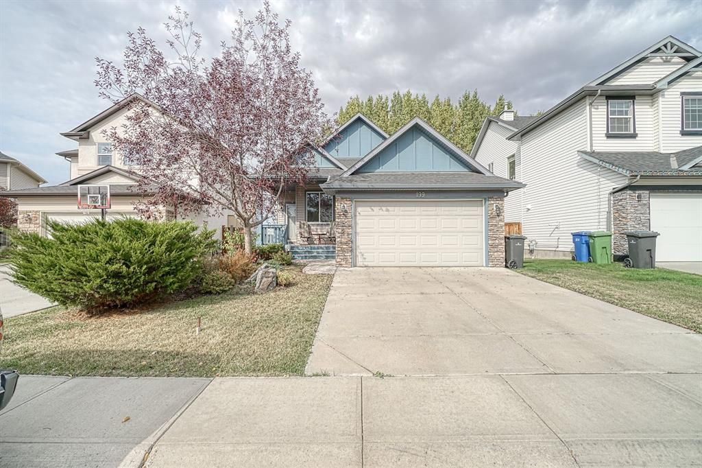 Main Photo: 199 Hawkmere View: Chestermere Detached for sale : MLS®# A2003069