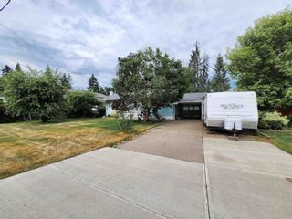 Photo 3: 2880 WILDWOOD Crescent in Prince George: Hart Highlands House for sale (PG City North)  : MLS®# R2789030