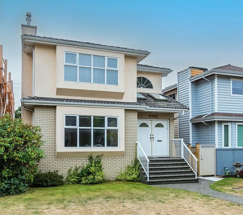 Main Photo: 2066 W 44TH Avenue in Vancouver: Kerrisdale House for sale (Vancouver West)  : MLS®# R2724252