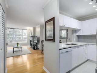 Photo 9: 402 7077 BERESFORD Street in Burnaby: Highgate Condo for sale in "City Club" (Burnaby South)  : MLS®# R2416735