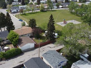 Photo 5: 5116 Marian Way NE in Calgary: Marlborough Detached for sale : MLS®# A1227855