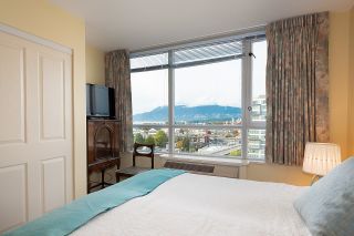 Photo 6: 1000 1570 W 7TH Avenue in Vancouver: Fairview VW Condo for sale in "Terraces on 7th" (Vancouver West)  : MLS®# R2624215