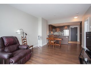 Photo 5: 2202 2968 GLEN Drive in Coquitlam: North Coquitlam Condo for sale in "Grand Central 2" : MLS®# R2142180
