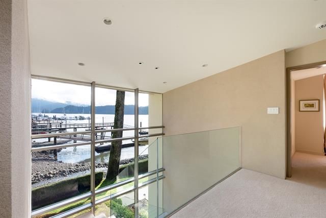 Photo 23: Photos: 2796 Panorama Drive in North Vancouver: Deep Cove House for sale : MLS®# R2623924