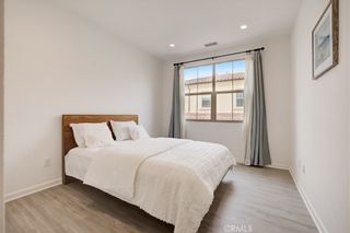 Photo 25: 117 Breakwater in Irvine: Residential for sale (EASTW - Eastwood)  : MLS®# OC23092123