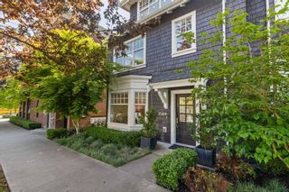 Photo 1: 7289 CYPRESS Street in Vancouver: Kerrisdale Townhouse for sale in "THE BISHOP" (Vancouver West)  : MLS®# R2885088