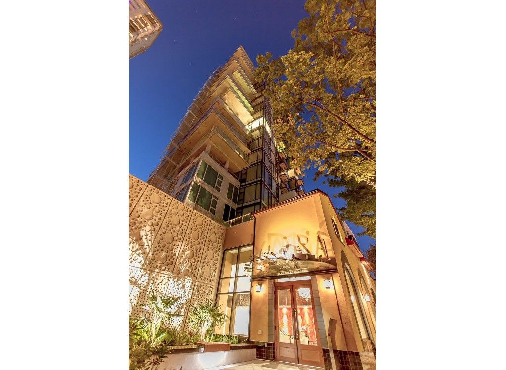 Main Photo: 806 1221 BIDWELL Street in Vancouver: West End VW Condo for sale in "Alexandra" (Vancouver West)  : MLS®# R2019706