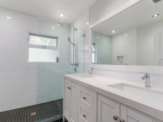 Photo 9: 969 BELVISTA Crescent in North Vancouver: Canyon Heights NV House for sale : MLS®# R2098771